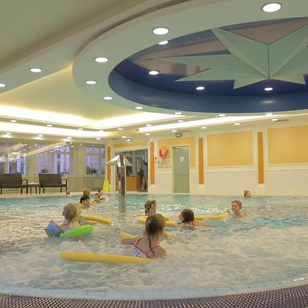 Ensana Hvezda - Imperial - Neapol Otel Mariánské Lázně Dış mekan fotoğraf