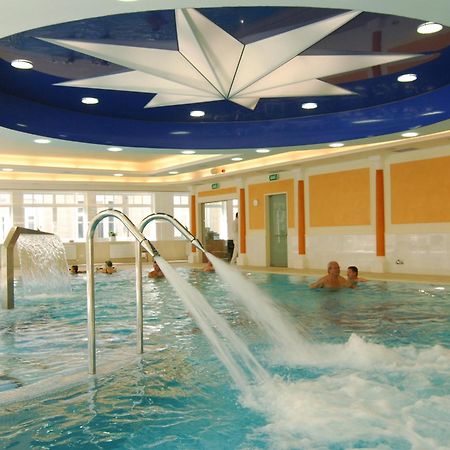 Ensana Hvezda - Imperial - Neapol Otel Mariánské Lázně Dış mekan fotoğraf