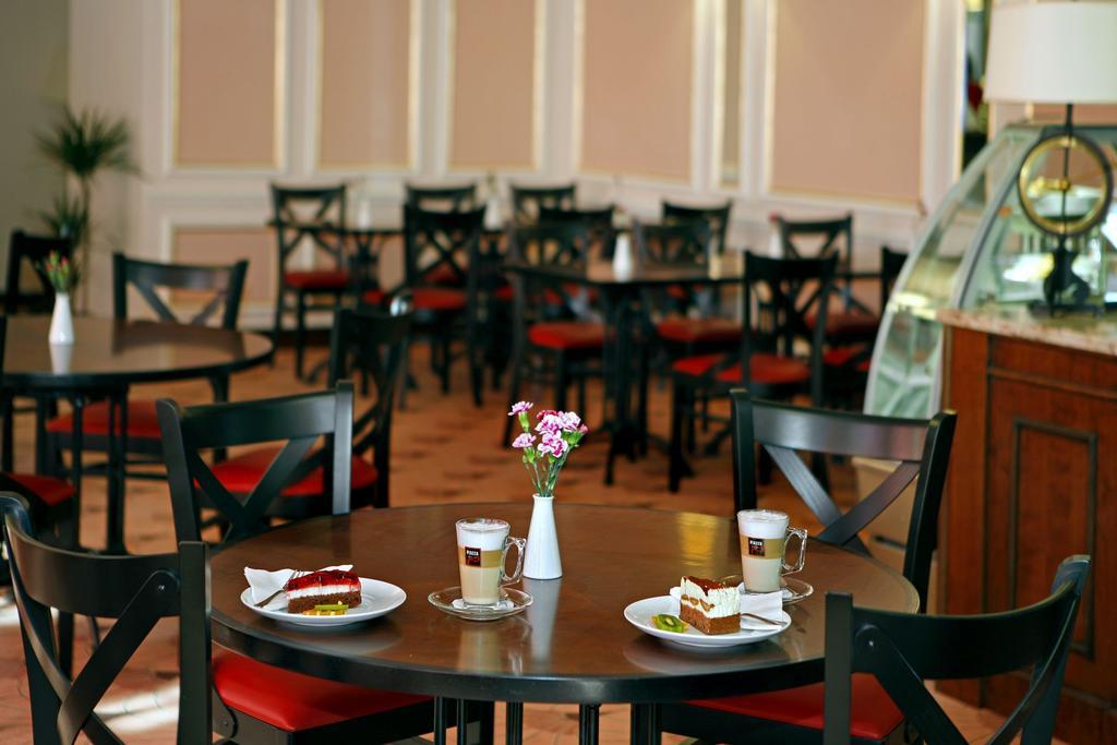 Ensana Hvezda - Imperial - Neapol Otel Mariánské Lázně Dış mekan fotoğraf