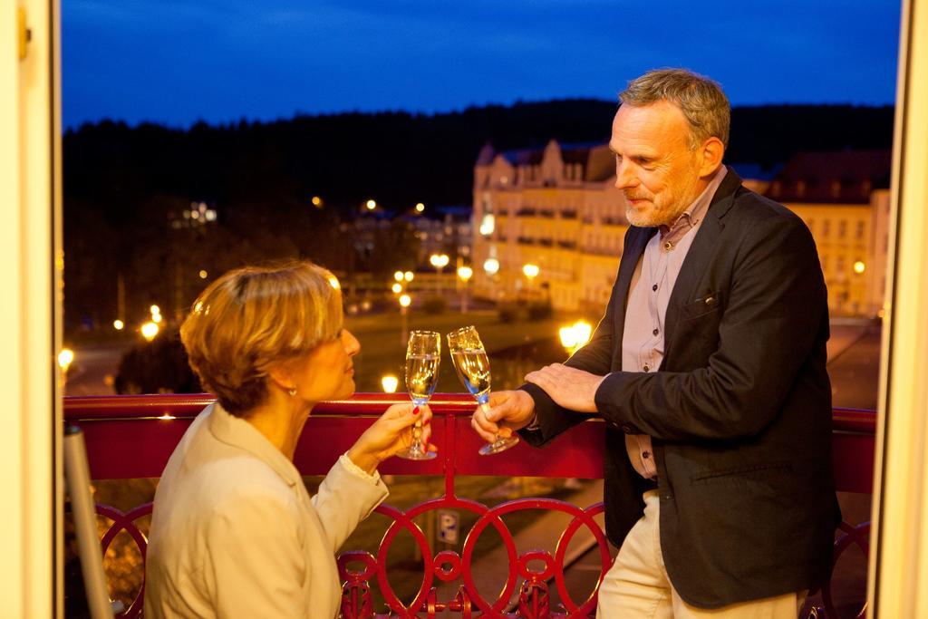 Ensana Hvezda - Imperial - Neapol Otel Mariánské Lázně Dış mekan fotoğraf