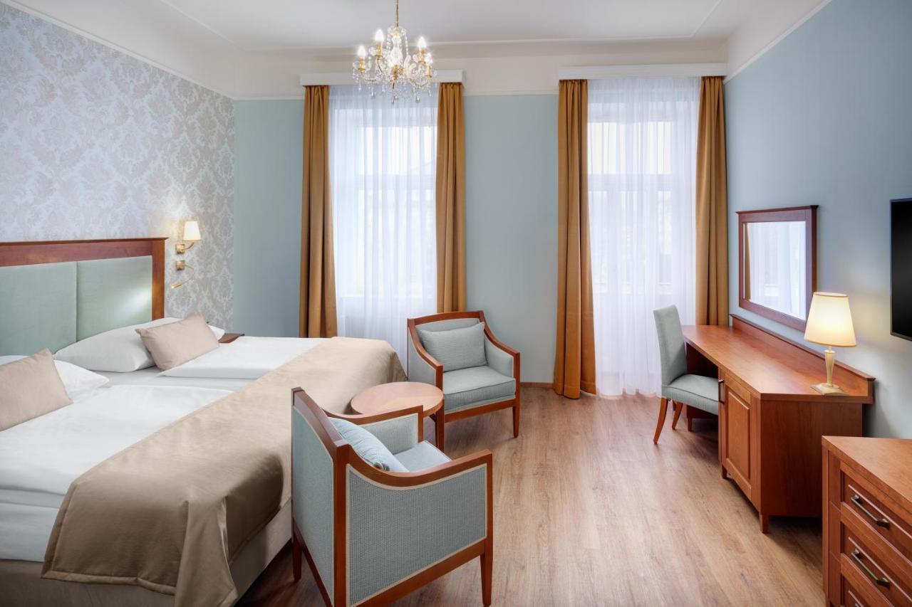 Ensana Hvezda - Imperial - Neapol Otel Mariánské Lázně Dış mekan fotoğraf