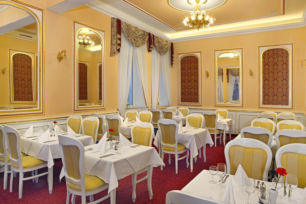 Ensana Hvezda - Imperial - Neapol Otel Mariánské Lázně Dış mekan fotoğraf
