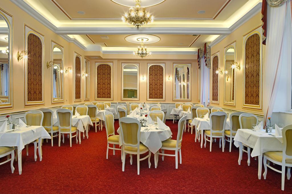 Ensana Hvezda - Imperial - Neapol Otel Mariánské Lázně Dış mekan fotoğraf