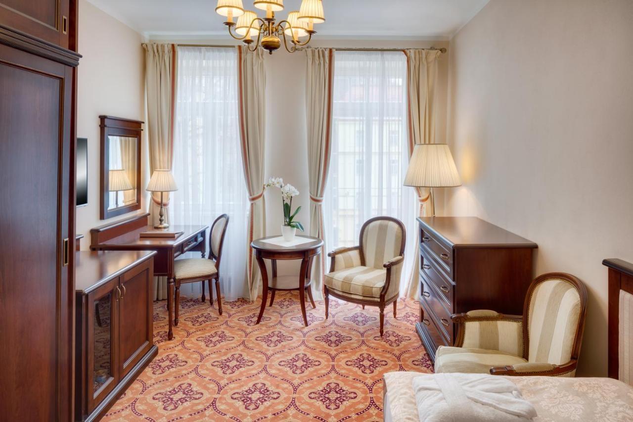 Ensana Hvezda - Imperial - Neapol Otel Mariánské Lázně Dış mekan fotoğraf
